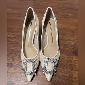 Staccato Lace Heels Nude